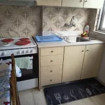 Sroom *